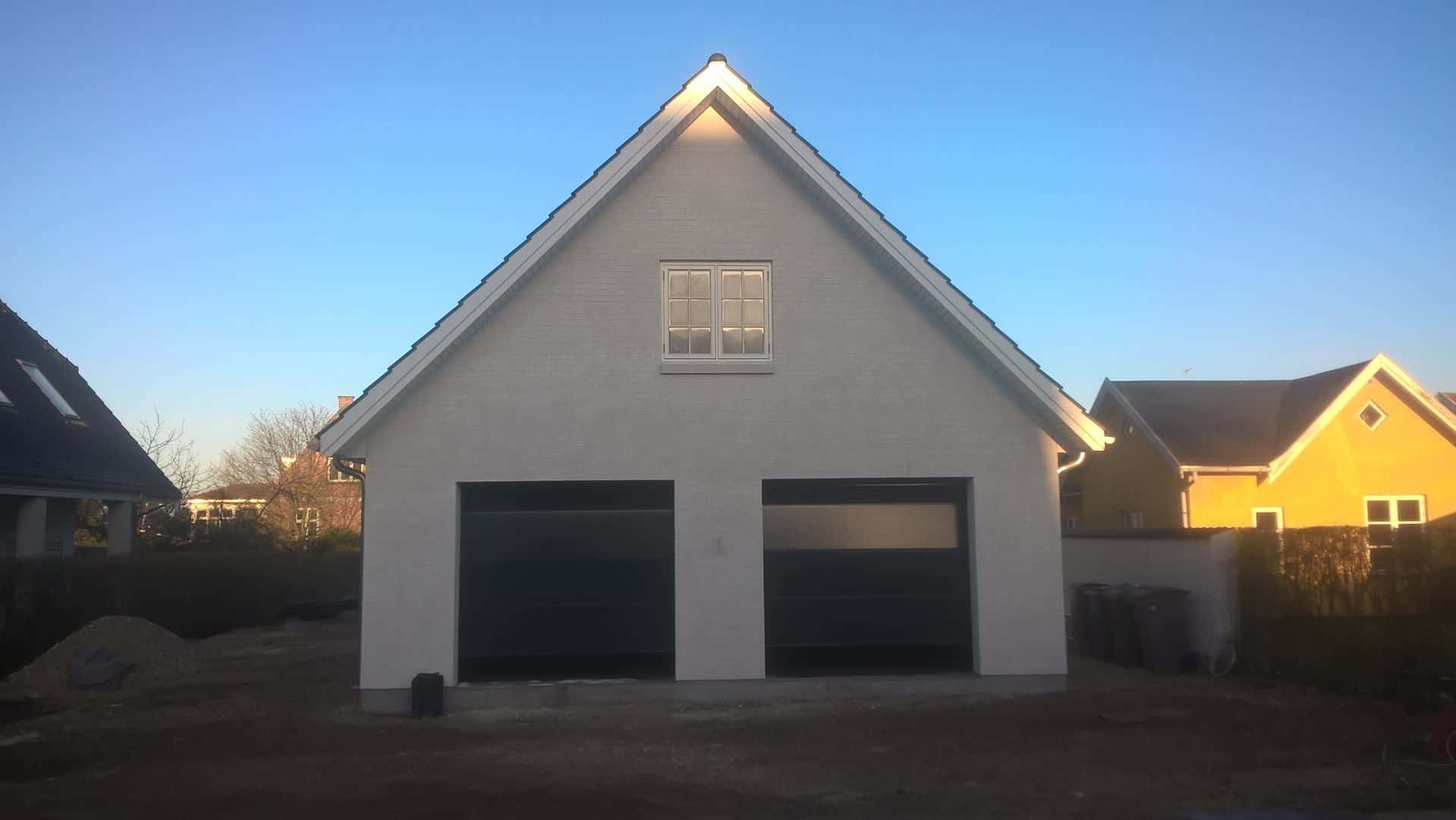 Facaderenovering udført på villa